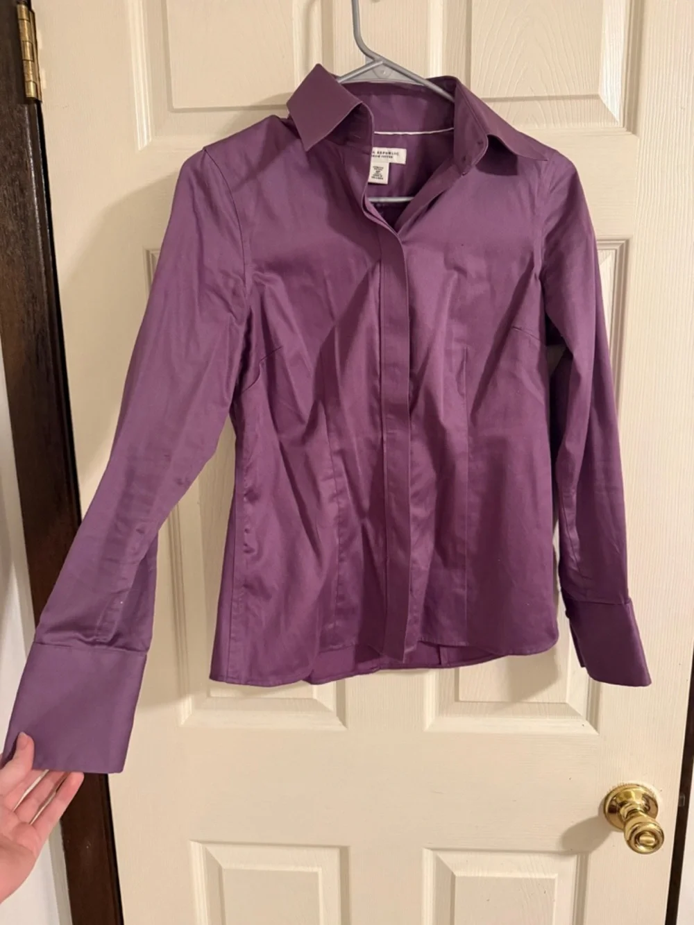 Banana Republic Plum Button-Front Shirt - Picture 2 of 4